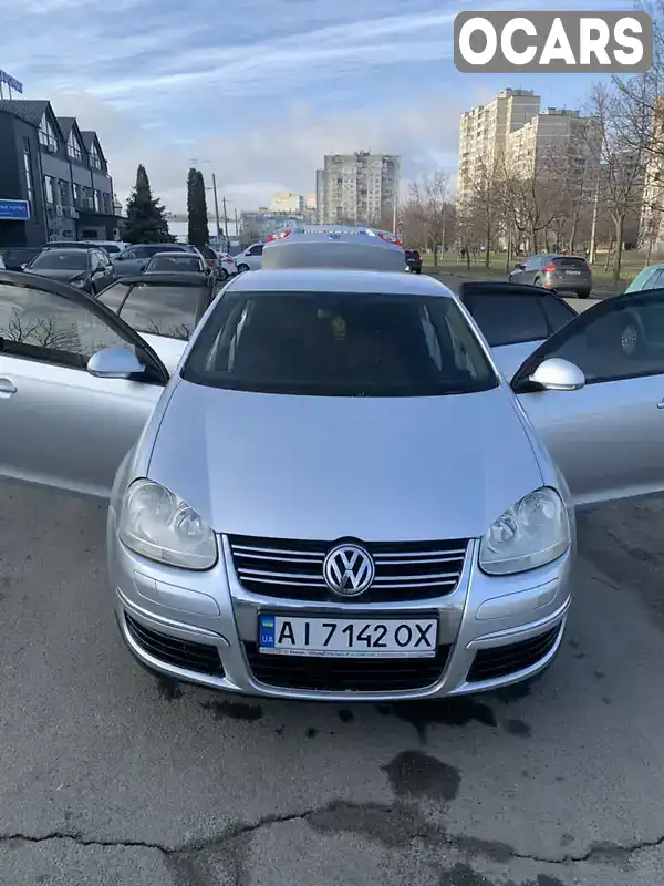 Седан Volkswagen Jetta 2005 1.6 л. Ручная / Механика обл. Киевская, Киев - Фото 1/21