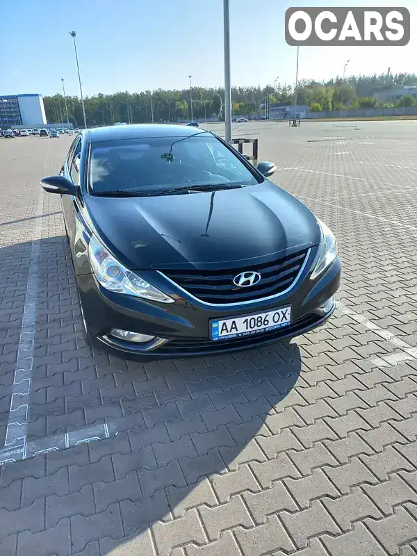 Седан Hyundai Sonata 2010 2 л. Автомат обл. Киевская, Киев - Фото 1/4