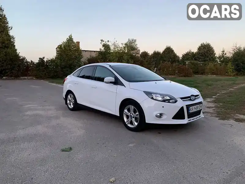 Седан Ford Focus 2012 1.6 л. Ручная / Механика обл. Ровенская, Дубно - Фото 1/18