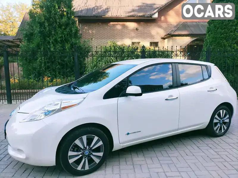 Хэтчбек Nissan Leaf 2013 null_content л. обл. Запорожская, Запорожье - Фото 1/17