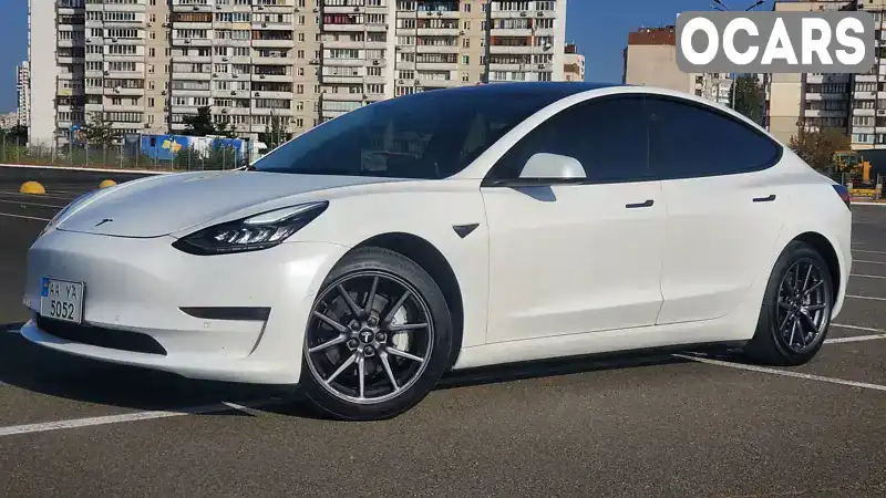 Седан Tesla Model 3 2019 null_content л. Автомат обл. Киевская, Киев - Фото 1/17