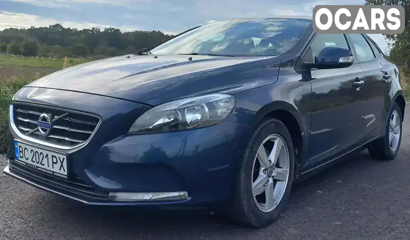 Хетчбек Volvo V40 2013 1.6 л. Ручна / Механіка обл. Львівська, Стрий - Фото 1/16