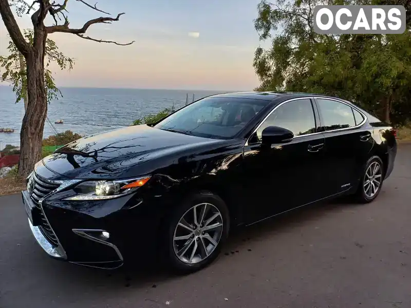 Седан Lexus ES 2015 2.5 л. Варіатор обл. Одеська, Одеса - Фото 1/21