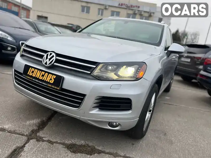 Позашляховик / Кросовер Volkswagen Touareg 2011 2.97 л. Автомат обл. Рівненська, Рівне - Фото 1/21