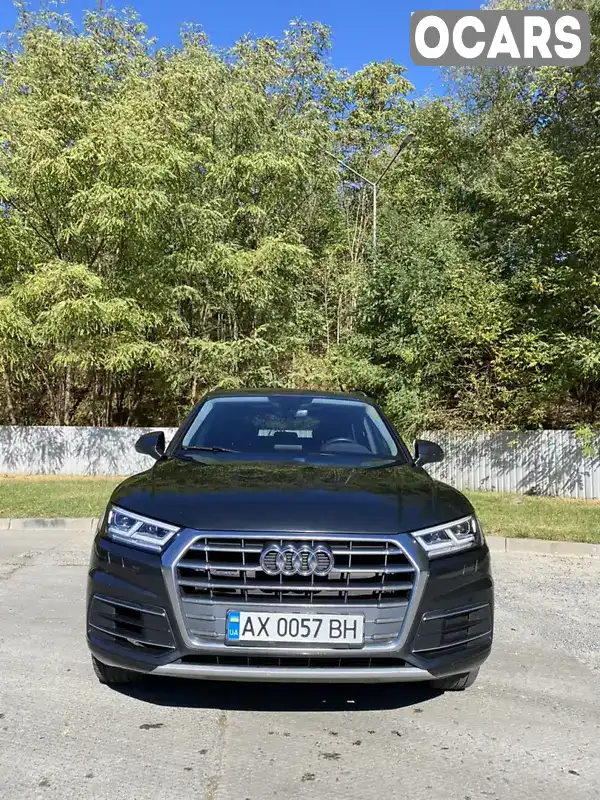 Позашляховик / Кросовер Audi Q5 2019 2 л. Робот обл. Харківська, Харків - Фото 1/21