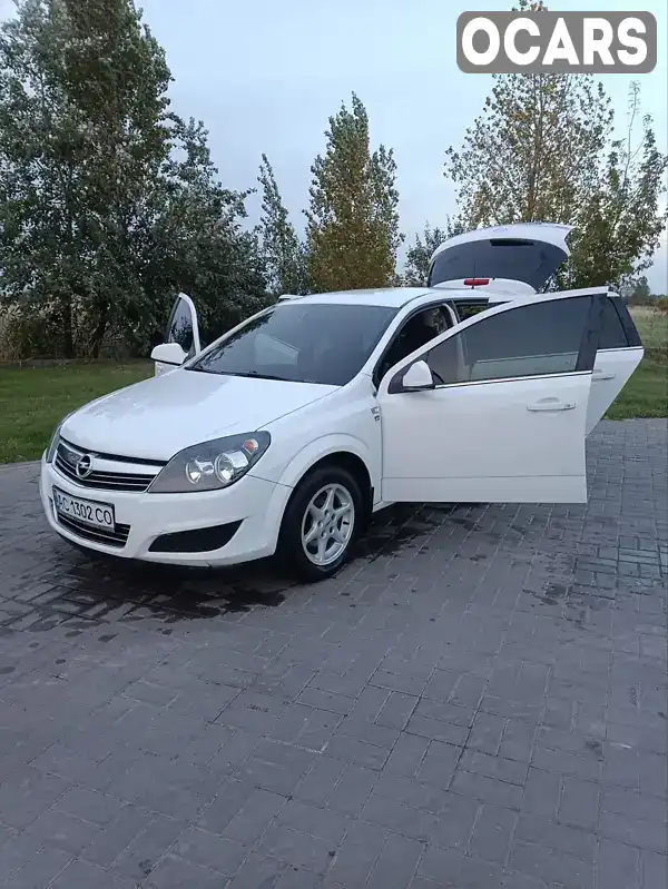 Універсал Opel Astra 2010 1.69 л. Ручна / Механіка обл. Волинська, Нововолинськ - Фото 1/21