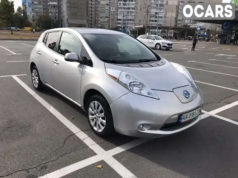 Хэтчбек Nissan Leaf 2015 null_content л. Автомат обл. Киевская, Киев - Фото 1/21