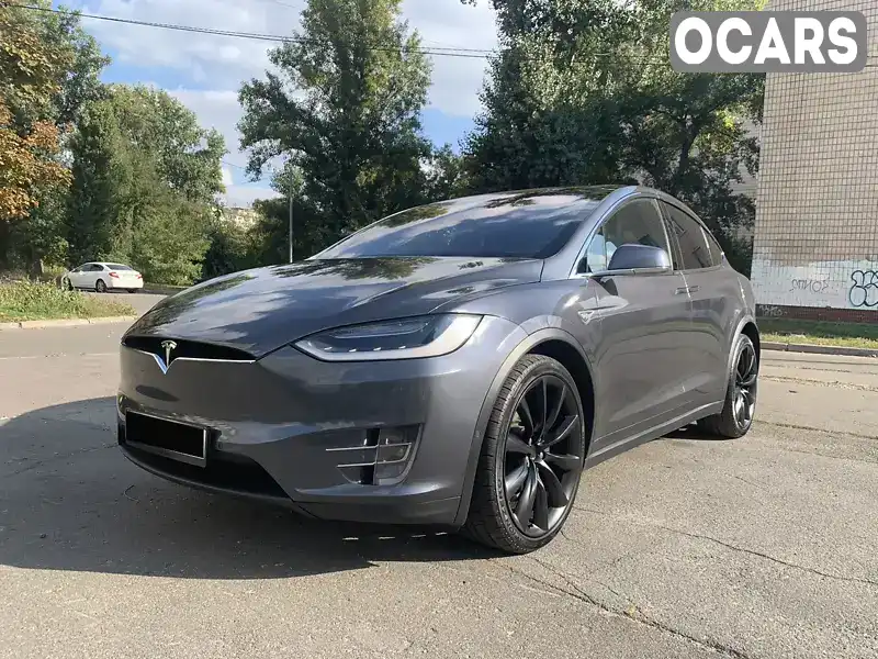 Позашляховик / Кросовер Tesla Model X 2016 null_content л. обл. Київська, Київ - Фото 1/21