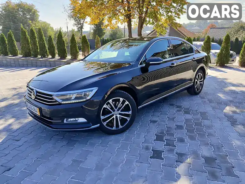 Седан Volkswagen Passat 2017 2 л. Типтроник обл. Черновицкая, Черновцы - Фото 1/21