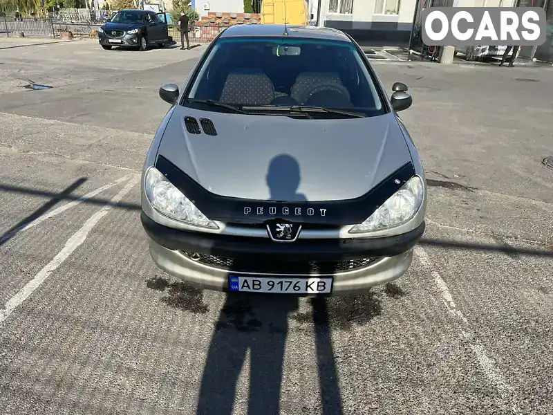 Хетчбек Peugeot 206 2005 1.36 л. Автомат обл. Вінницька, Вінниця - Фото 1/16