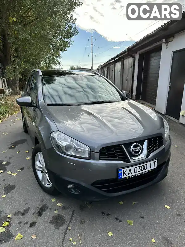 Позашляховик / Кросовер Nissan Qashqai 2012 2 л. Автомат обл. Київська, Вишневе - Фото 1/21