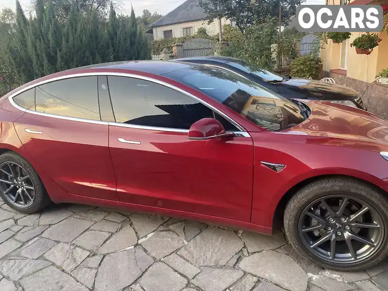 Седан Tesla Model 3 2018 null_content л. Автомат обл. Закарпатська, Ужгород - Фото 1/15