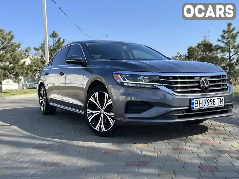 Седан Volkswagen Passat 2019 2 л. Автомат обл. Одесская, Измаил - Фото 1/21