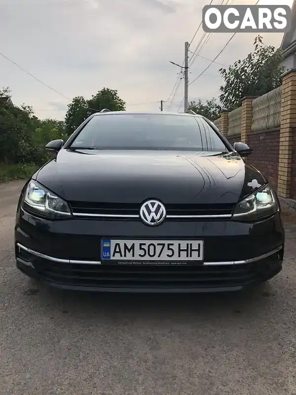 Универсал Volkswagen Golf 2017 2 л. Автомат обл. Житомирская, Житомир - Фото 1/21