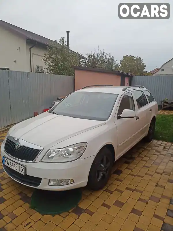 Універсал Skoda Octavia 2010 1.4 л. Автомат обл. Київська, Вишневе - Фото 1/11