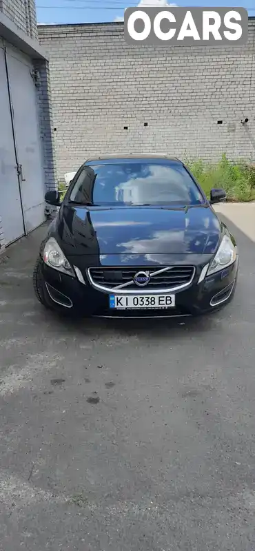 Седан Volvo S60 2013 2.52 л. Автомат обл. Київська, Київ - Фото 1/21