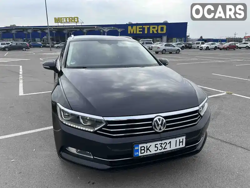 Универсал Volkswagen Passat 2017 1.6 л. Автомат обл. Черновицкая, Черновцы - Фото 1/21