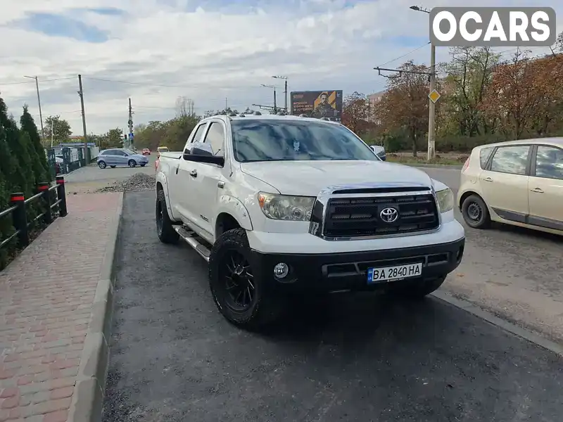 Пікап Toyota Tundra 2012 5.66 л. Автомат обл. Кіровоградська, Кропивницький (Кіровоград) - Фото 1/7