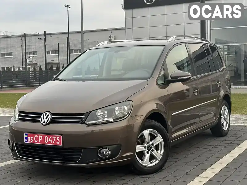 Микровэн Volkswagen Touran 2012 1.6 л. Автомат обл. Закарпатская, Мукачево - Фото 1/21