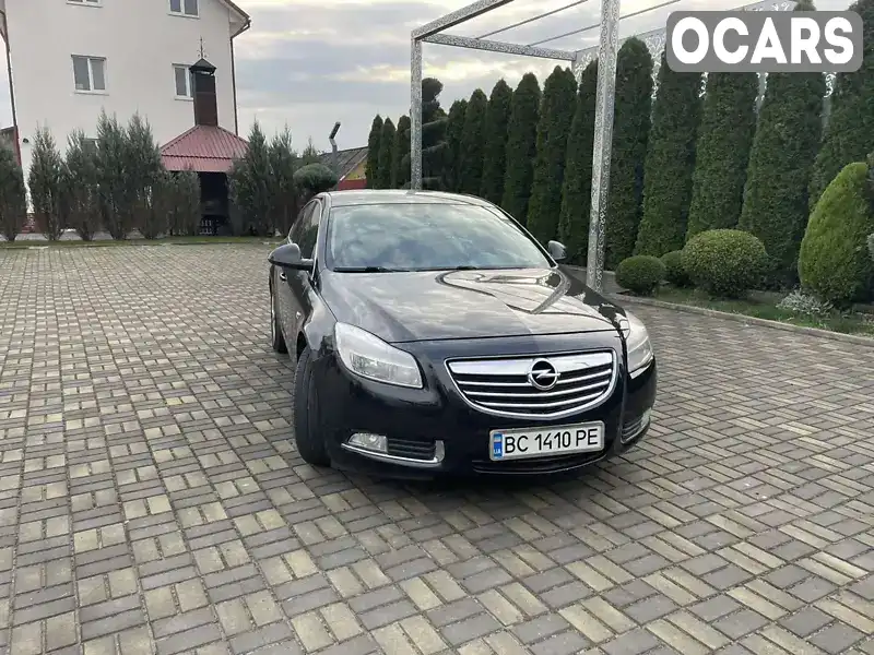 Седан Opel Insignia 2011 1.96 л. Ручная / Механика обл. Черновицкая, Черновцы - Фото 1/21