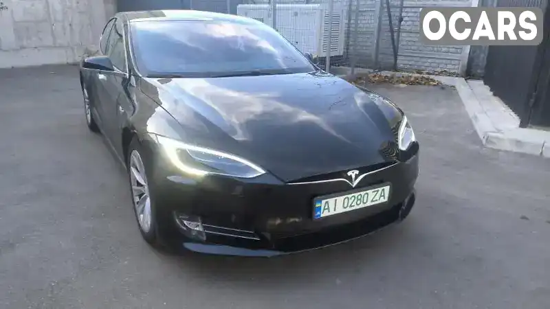 Лифтбек Tesla Model S 2017 null_content л. Автомат обл. Киевская, Киев - Фото 1/20