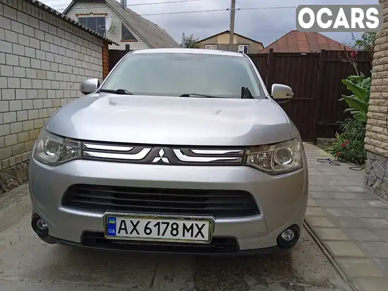 Внедорожник / Кроссовер Mitsubishi Outlander 2013 3 л. Автомат обл. Харьковская, Харьков - Фото 1/21