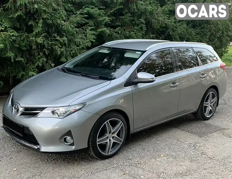 Універсал Toyota Auris 2014 1.4 л. Ручна / Механіка обл. Івано-Франківська, Богородчани - Фото 1/16