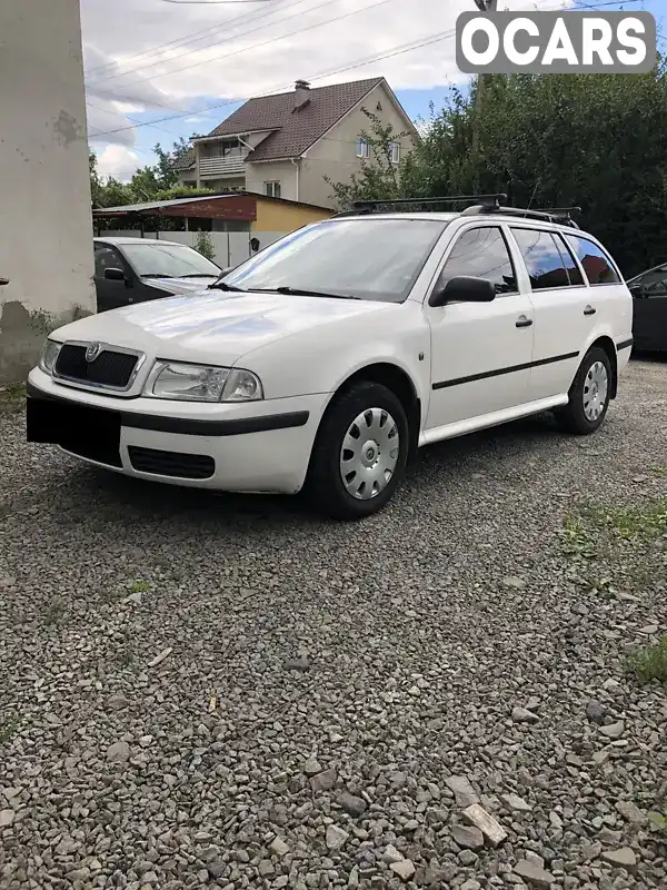 Универсал Skoda Octavia 2009 1.6 л. Ручная / Механика обл. Закарпатская, Ужгород - Фото 1/13