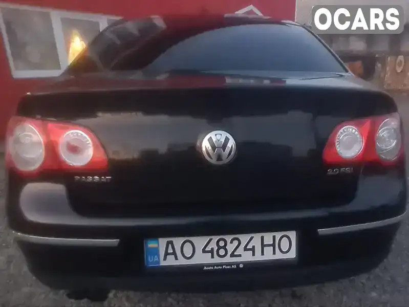 Седан Volkswagen Passat 2005 1.98 л. Ручная / Механика обл. Закарпатская, Виноградов - Фото 1/8