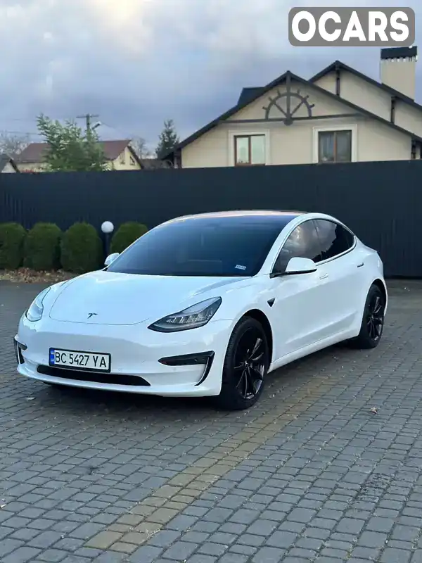 Седан Tesla Model 3 2018 null_content л. Автомат обл. Львовская, Львов - Фото 1/17