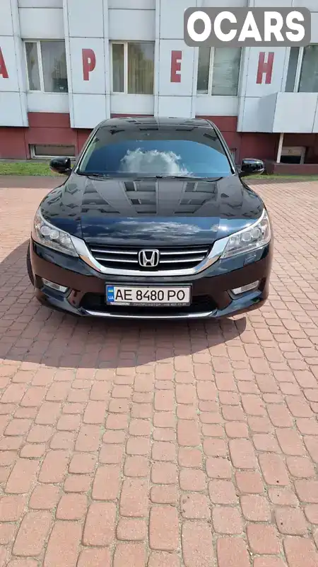 Седан Honda Accord 2013 2.4 л. Ручная / Механика обл. Днепропетровская, Каменское (Днепродзержинск) - Фото 1/15