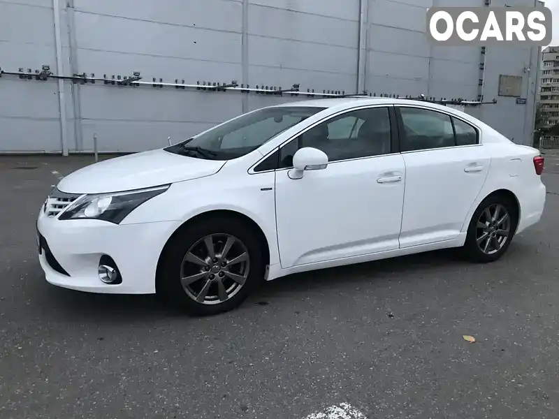 Седан Toyota Avensis 2014 2 л. обл. Харьковская, Харьков - Фото 1/21