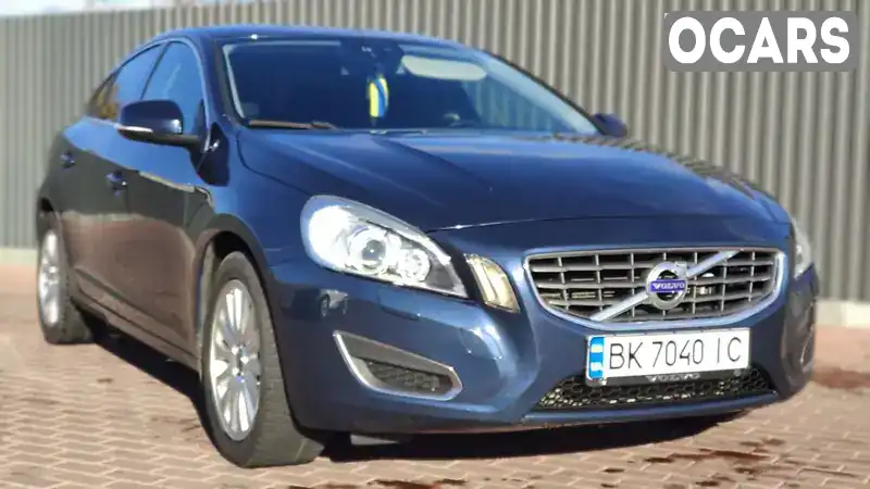 Седан Volvo S60 2011 2.4 л. Автомат обл. Ровенская, Сарны - Фото 1/21