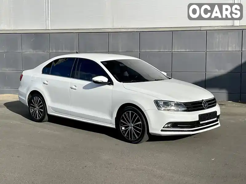 Седан Volkswagen Jetta 2016 2 л. Автомат обл. Одеська, Одеса - Фото 1/21