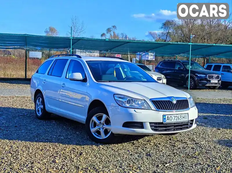 Універсал Skoda Octavia 2011 1.6 л. Автомат обл. Закарпатська, Тячів - Фото 1/11