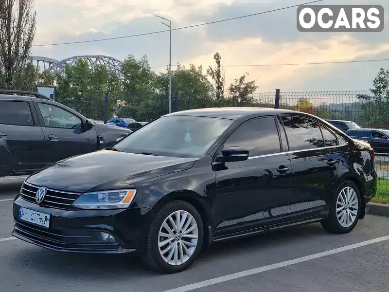 Седан Volkswagen Jetta 2015 1.8 л. Автомат обл. Київська, Київ - Фото 1/21