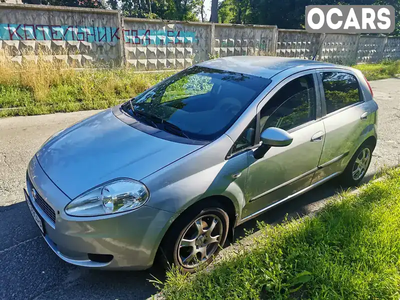 Хэтчбек Fiat Grande Punto 2008 1.4 л. Ручная / Механика обл. Киевская, Киев - Фото 1/20