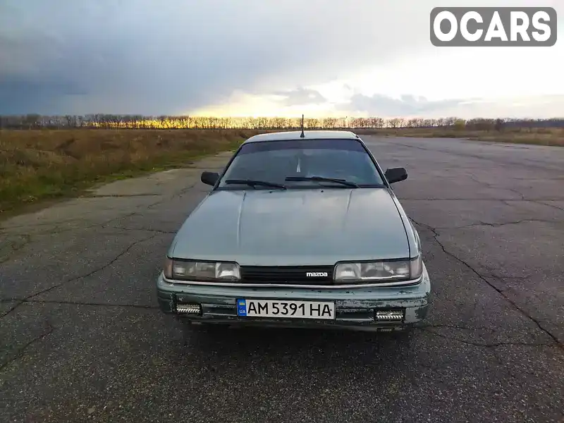 Хэтчбек Mazda 626 1992 2 л. Ручная / Механика обл. Житомирская, Малин - Фото 1/17