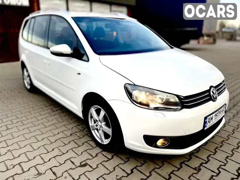 Микровэн Volkswagen Touran 2010 2 л. Автомат обл. Житомирская, Коростень - Фото 1/21