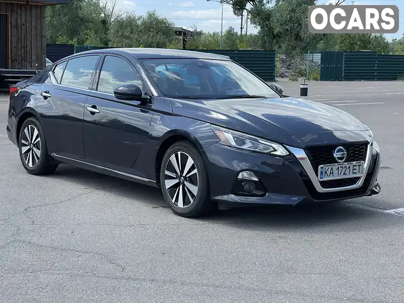 Седан Nissan Altima 2019 2.49 л. Вариатор обл. Киевская, Киев - Фото 1/21