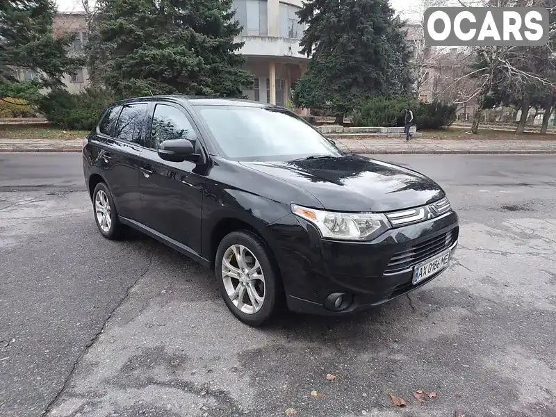 Внедорожник / Кроссовер Mitsubishi Outlander 2013 2.36 л. Вариатор обл. Харьковская, Харьков - Фото 1/15