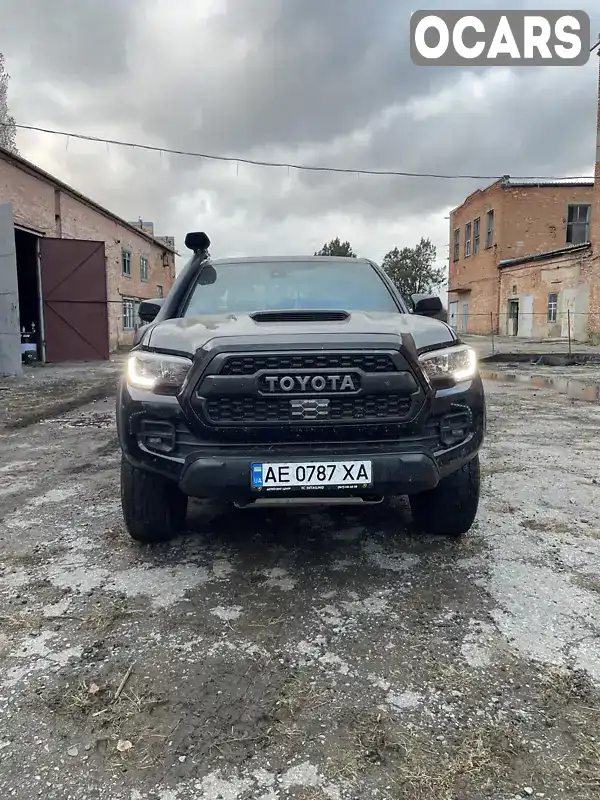 Пикап Toyota Tacoma 2018 3.5 л. Автомат обл. Полтавская, Полтава - Фото 1/13