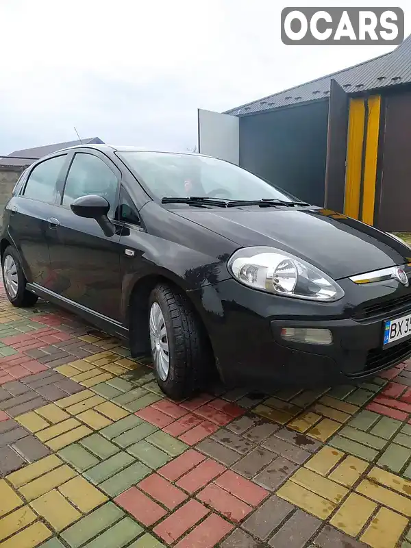 Хэтчбек Fiat Punto 2011 1.25 л. Ручная / Механика обл. Хмельницкая, Изяслав - Фото 1/17