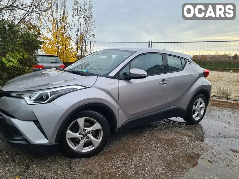 Позашляховик / Кросовер Toyota C-HR 2018 1.99 л. Автомат обл. Київська, Київ - Фото 1/13