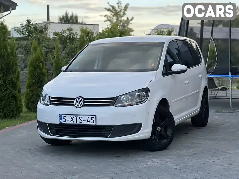 Мікровен Volkswagen Touran 2012 2 л. Автомат обл. Рівненська, Рівне - Фото 1/21