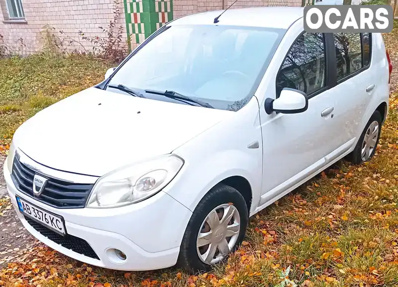 Хетчбек Dacia Sandero 2010 1.4 л. Ручна / Механіка обл. Хмельницька, Нова Ушиця - Фото 1/20