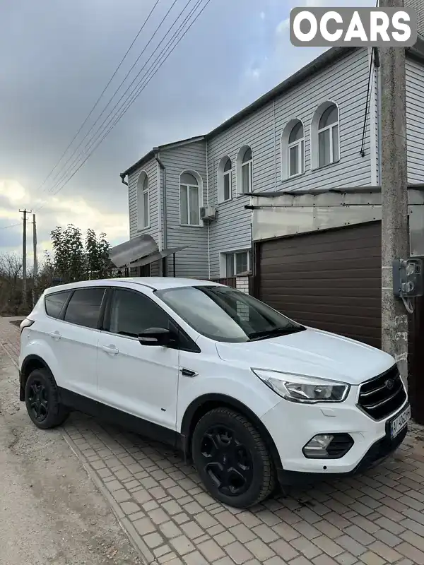 Внедорожник / Кроссовер Ford Kuga 2017 2 л. Автомат обл. Киевская, Боярка - Фото 1/9