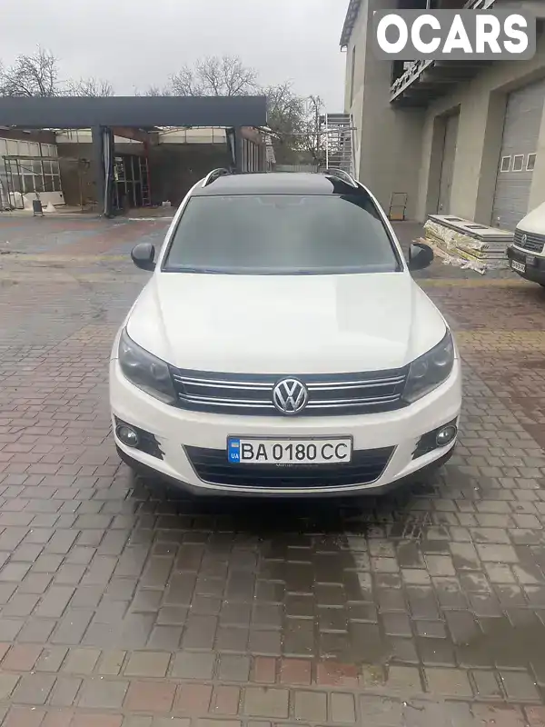 Внедорожник / Кроссовер Volkswagen Tiguan 2011 1.98 л. Автомат обл. Днепропетровская, Днепр (Днепропетровск) - Фото 1/13