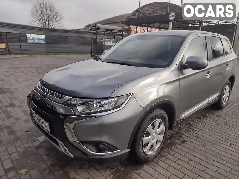 Позашляховик / Кросовер Mitsubishi Outlander 2021 2 л. Варіатор обл. Полтавська, Полтава - Фото 1/21