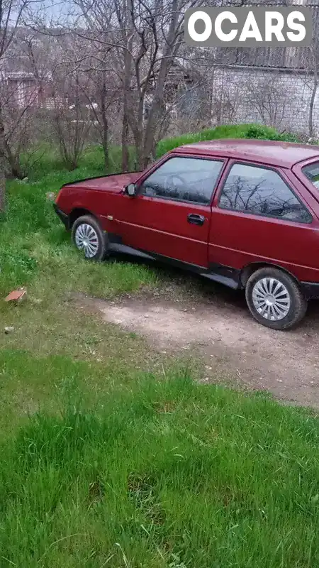 Хетчбек ЗАЗ 1102 Таврія 1993 1.09 л. Ручна / Механіка обл. Миколаївська, Миколаїв - Фото 1/5